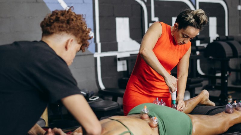 Why Elite Athletes Choose HBOT for Muscle Recovery